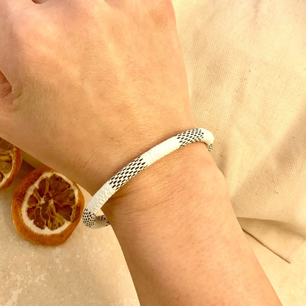 Pu leather bracelet